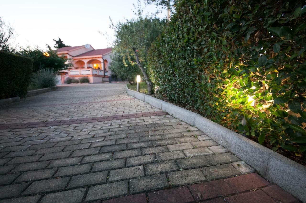 Holiday Home Antonio Dracevac Ninski ภายนอก รูปภาพ